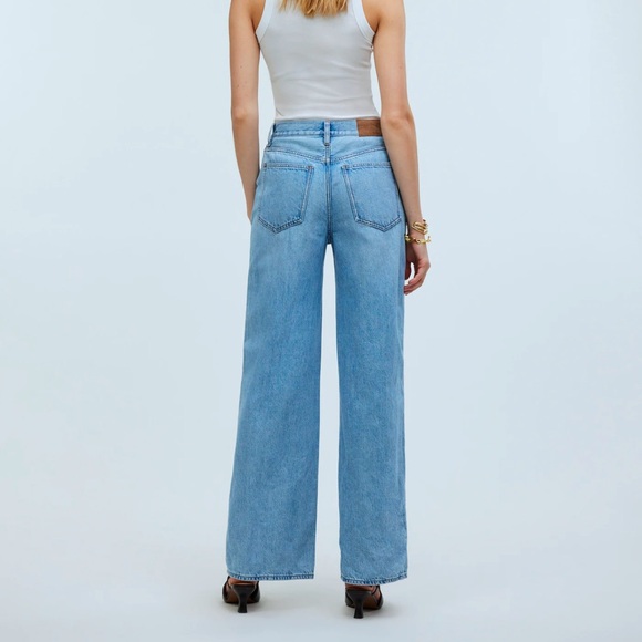 Madewell Tall Superwide-Leg Jeans in Ahern Wash: Airy Denim Edition 28T - Picture 3 of 10